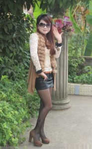 爱穿各种高跟丝袜秀的表嫂