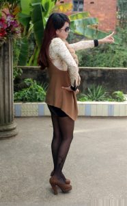 爱穿各种高跟丝袜秀的表嫂