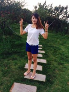 一位长腿人妻姐姐喜欢和她结伴出行