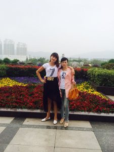 一位长腿人妻姐姐喜欢和她结伴出行