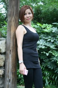 大嘴短发熟女技术相当棒