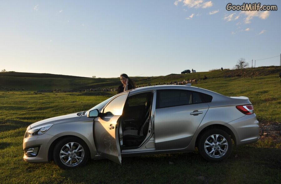 【媳妇当车模】美腿媳妇海马自驾游[第16张/共59张]