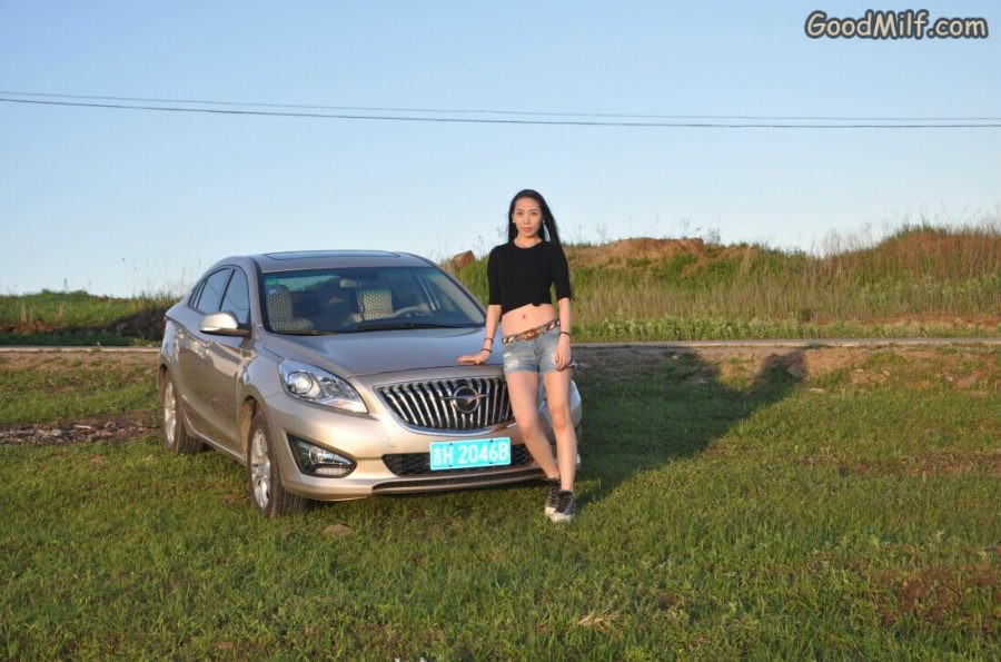 【媳妇当车模】美腿媳妇海马自驾游[第36张/共59张]