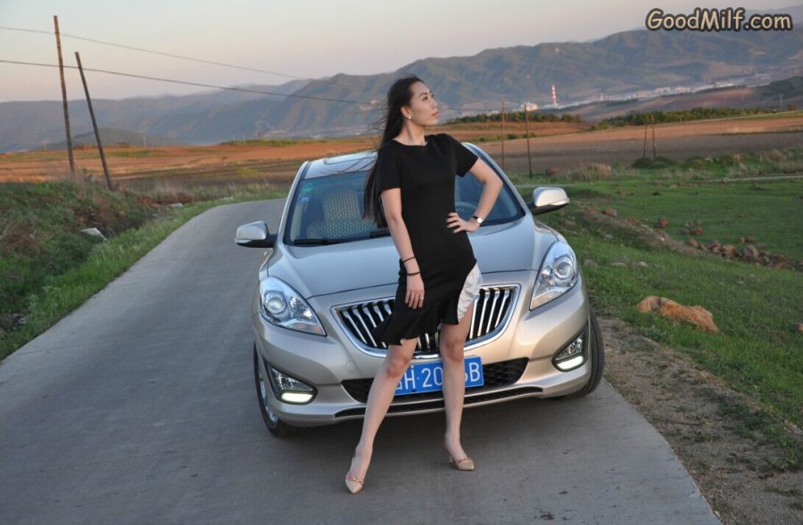 【媳妇当车模】美腿媳妇海马自驾游[第37张/共59张]