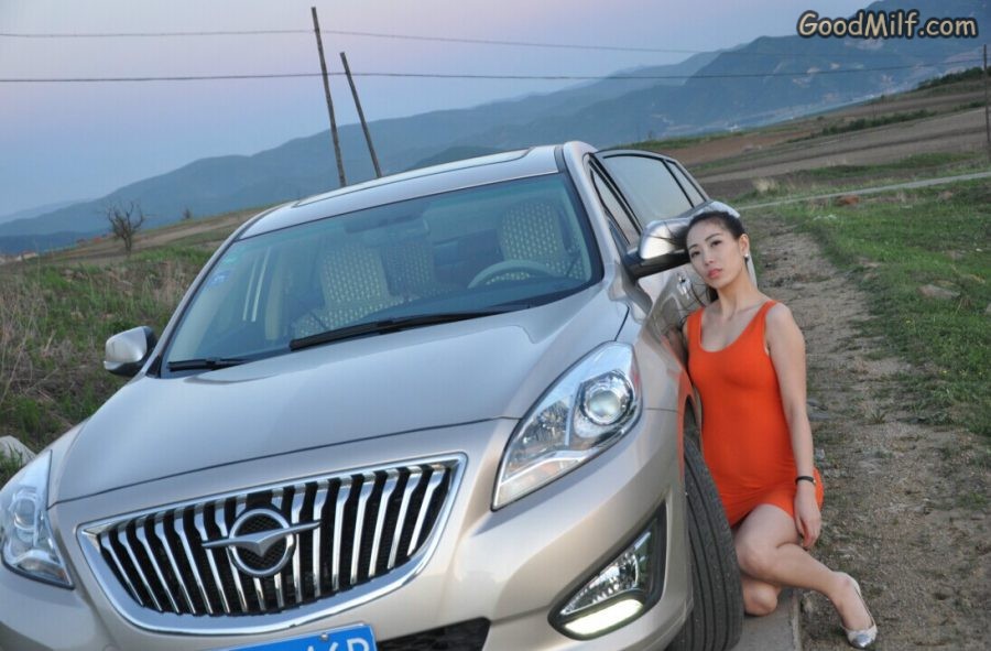 【媳妇当车模】美腿媳妇海马自驾游[第50张/共59张]