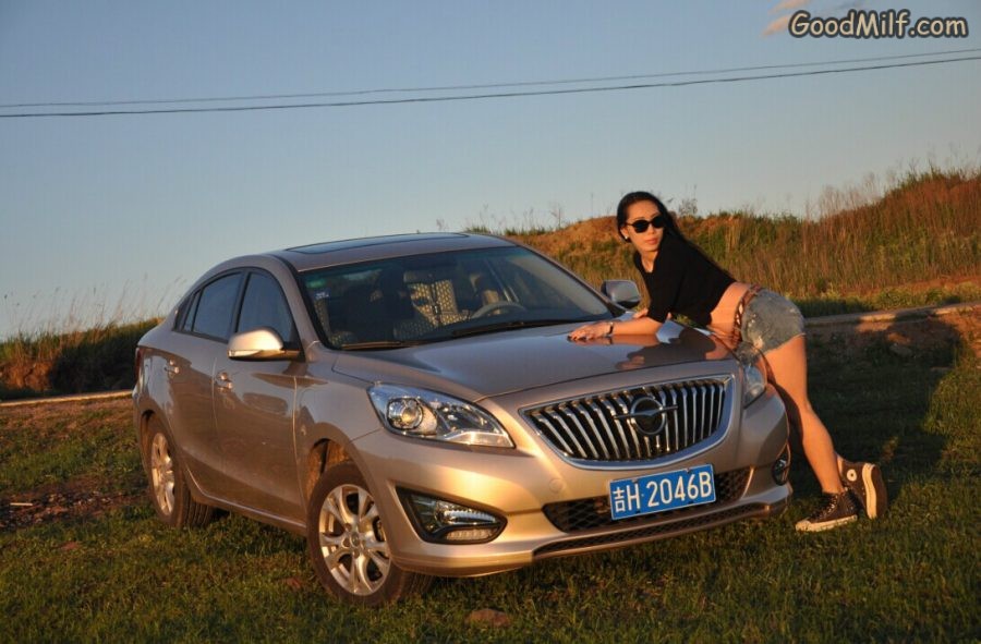 【媳妇当车模】美腿媳妇海马自驾游[第56张/共59张]