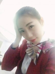 【媳妇当车模】美腿媳妇海马自驾游