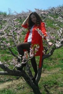 爱穿黑丝的阿姨喜欢让我给她拍照