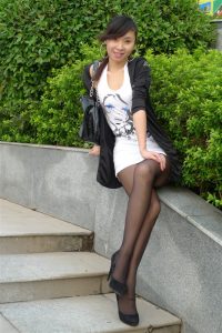 黑丝美腿小美女公园游1