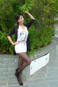 黑丝美腿小美女公园游1