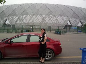 丰满的湖北阿姨喜欢到处秀腿