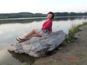 年近50岁大姐的丝腿感觉不错