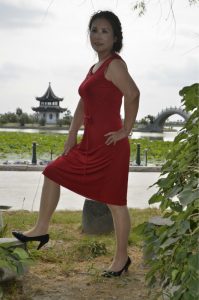 年近50岁大姐的丝腿感觉不错