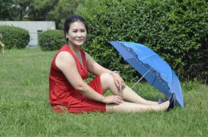 年近50岁大姐的丝腿感觉不错