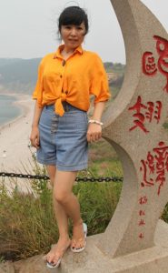 山阿姨山东海边秀脚