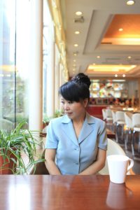 制服老板山阿姨美腿高跟