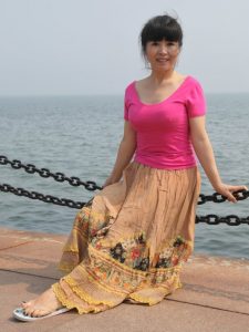 熟女山阿姨上围丰满