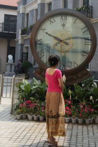 熟女山阿姨上围丰满