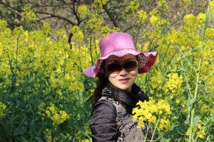 一位做销售的大姐喜欢尝试各种姿势