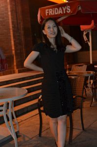 【小小嫂子摄影】黑夜里拍嫂子的高跟白腿