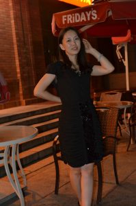 【小小嫂子摄影】黑夜里拍嫂子的高跟白腿