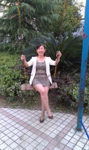 一位小学教师的高跟丝袜生活照片