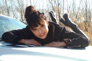 哈弗车主老婆的长靴子美腿