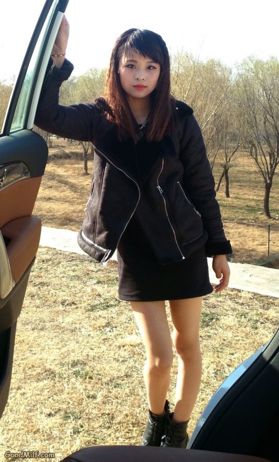 哈弗车主老婆的长靴子美腿[第18张/共26张]