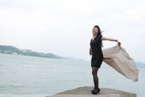 雨阿姨和闺蜜的黑丝