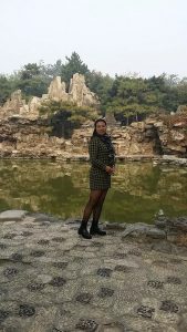 一帆风顺阿姨黑丝肥腿有感觉3