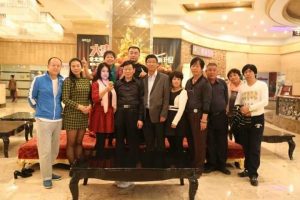 一帆风顺阿姨黑丝肥腿有感觉3