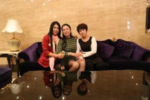 一帆风顺阿姨黑丝肥腿有感觉3