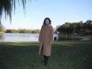 一帆风顺阿姨冬日里大衣裤袜