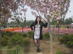 一帆风顺阿姨黑丝肥腿有感觉2