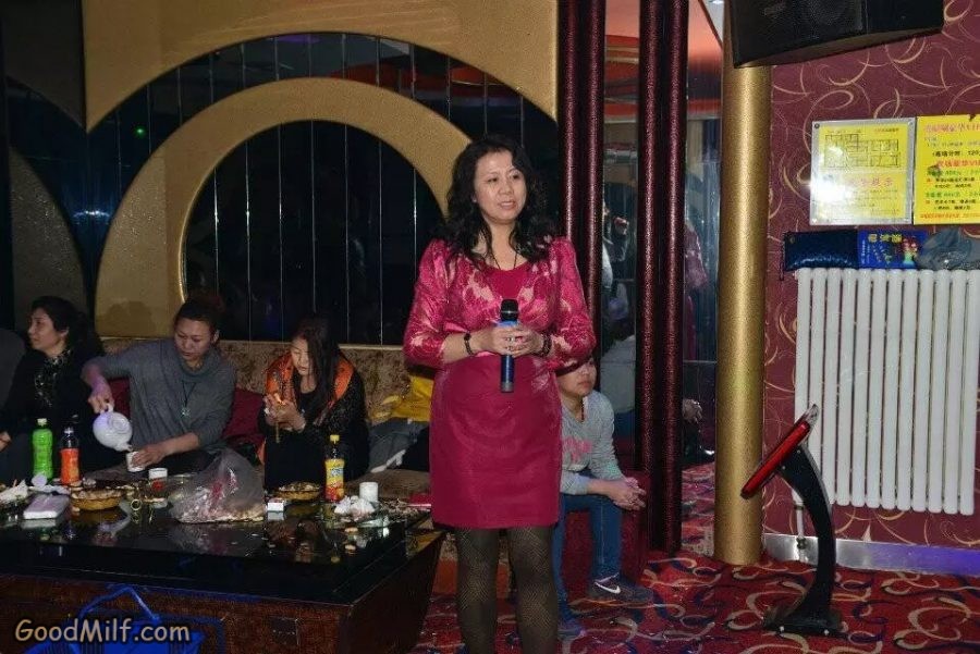 一帆风顺阿姨KTV里黑丝裤袜[第6张/共16张]