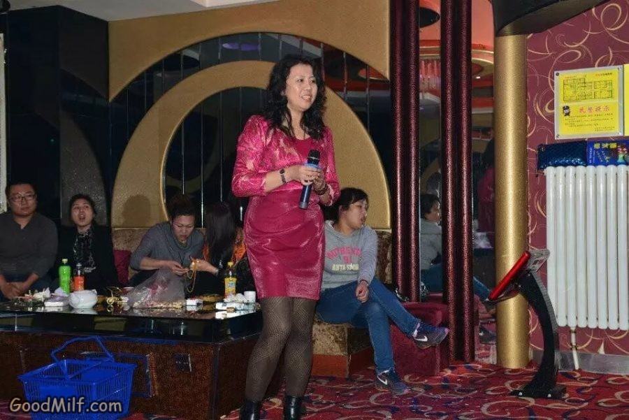 一帆风顺阿姨KTV里黑丝裤袜[第7张/共16张]