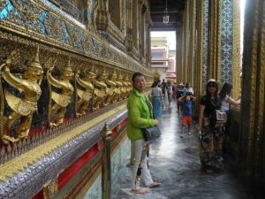 一帆风顺阿姨骚脚丫子泰国游