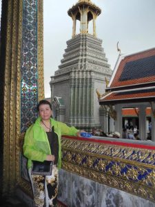 一帆风顺阿姨骚脚丫子泰国游