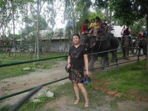 一帆风顺阿姨骚脚丫子泰国游