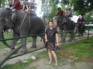 一帆风顺阿姨骚脚丫子泰国游