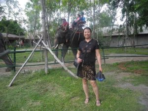 一帆风顺阿姨骚脚丫子泰国游