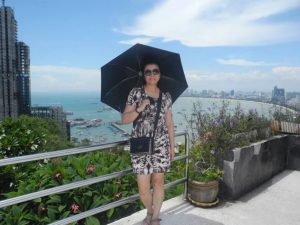 一帆风顺阿姨骚脚丫子泰国游