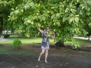 一帆风顺阿姨骚脚丫子泰国游