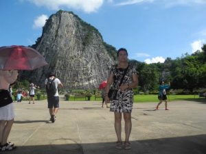 一帆风顺阿姨骚脚丫子泰国游