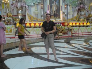 一帆风顺阿姨骚脚丫子泰国游