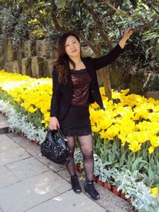 40路的丰满大姐时一家工厂的老板娘