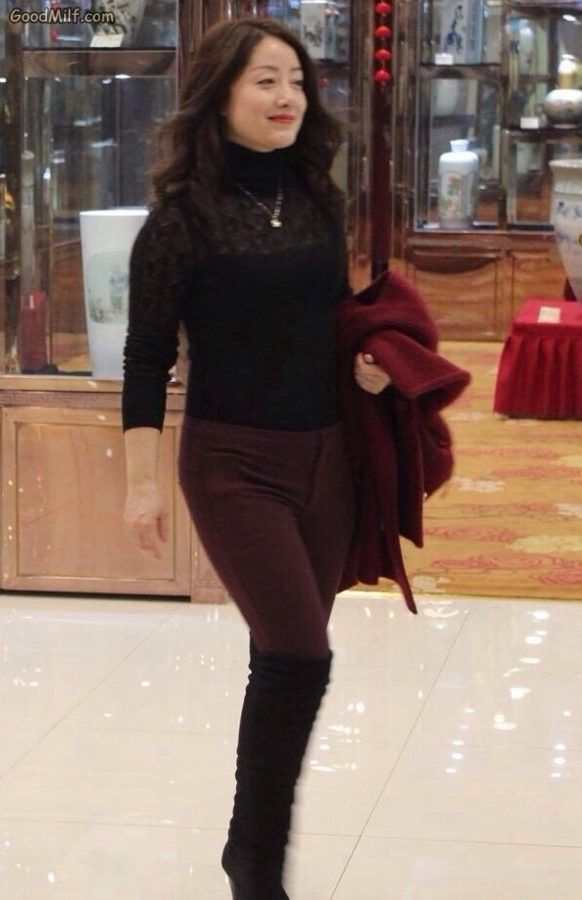 身材略微丰满的宝宝姐大腿靴子[第6张/共10张]