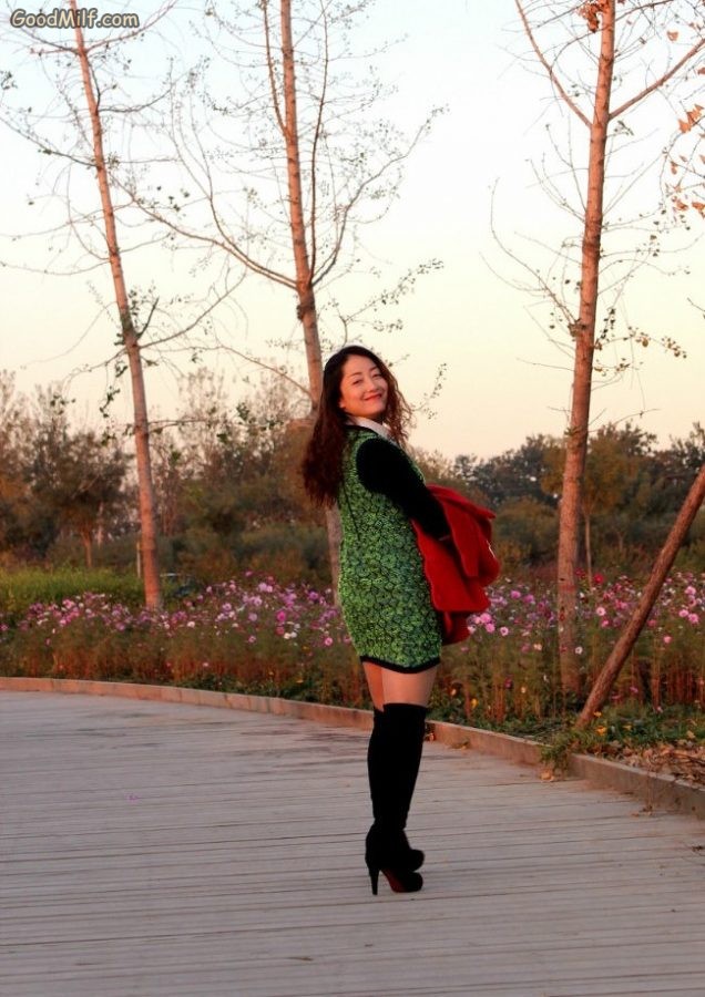 宝宝姐质感靴子美腿[第2张/共9张]