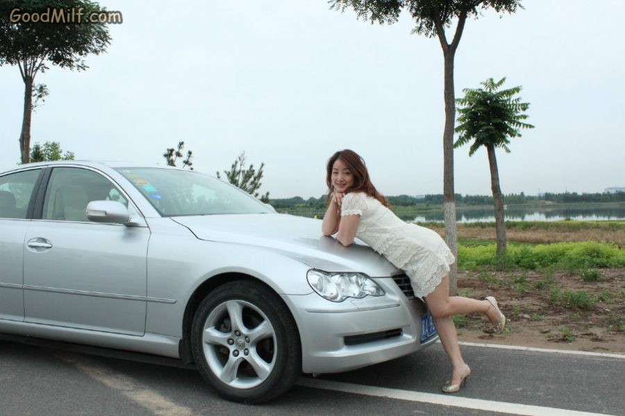 丰满的石家庄媳妇也要当车模[第1张/共2张]