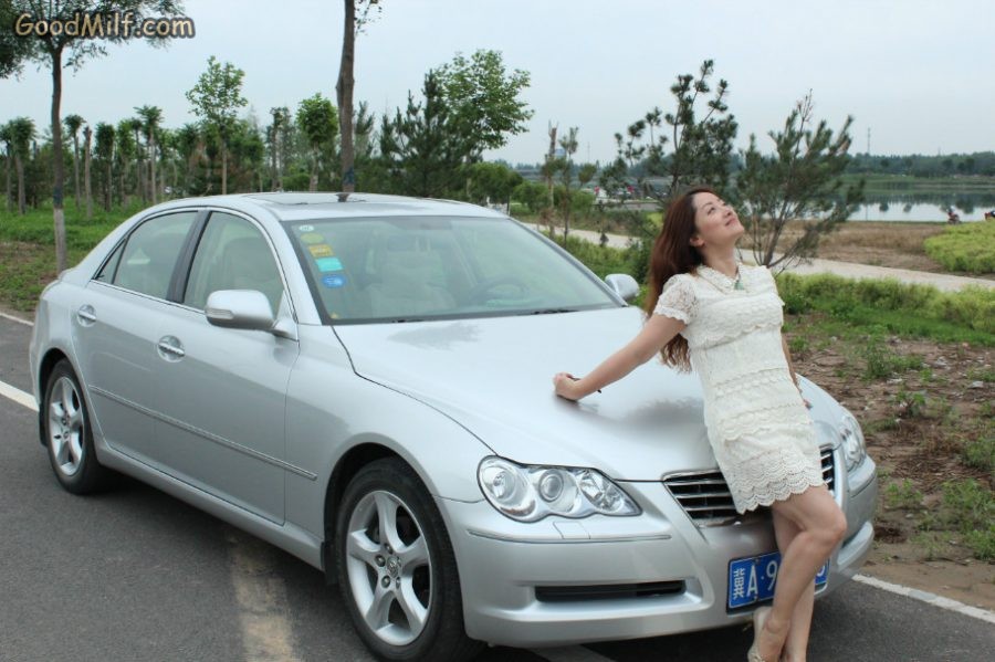 丰满的石家庄媳妇也要当车模[第2张/共2张]